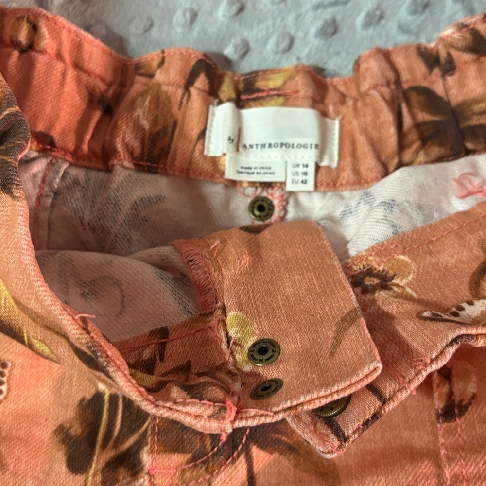 Anthropologie Jessie Printed Utility Shorts Peach Butterfly Floral 10 - Picture 10 of 10